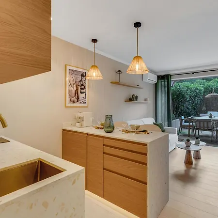 דירה Le Cocon Tropezien Avec Terrasse Privee A 5 Minutes Du Port